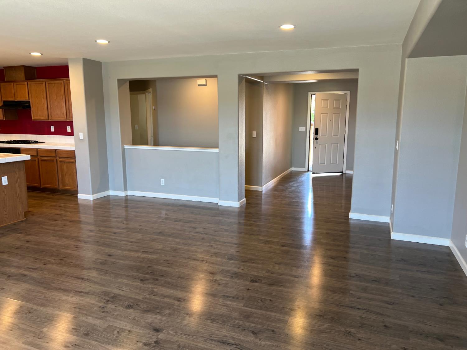 5273 E Geary St, Fresno, CA 93727