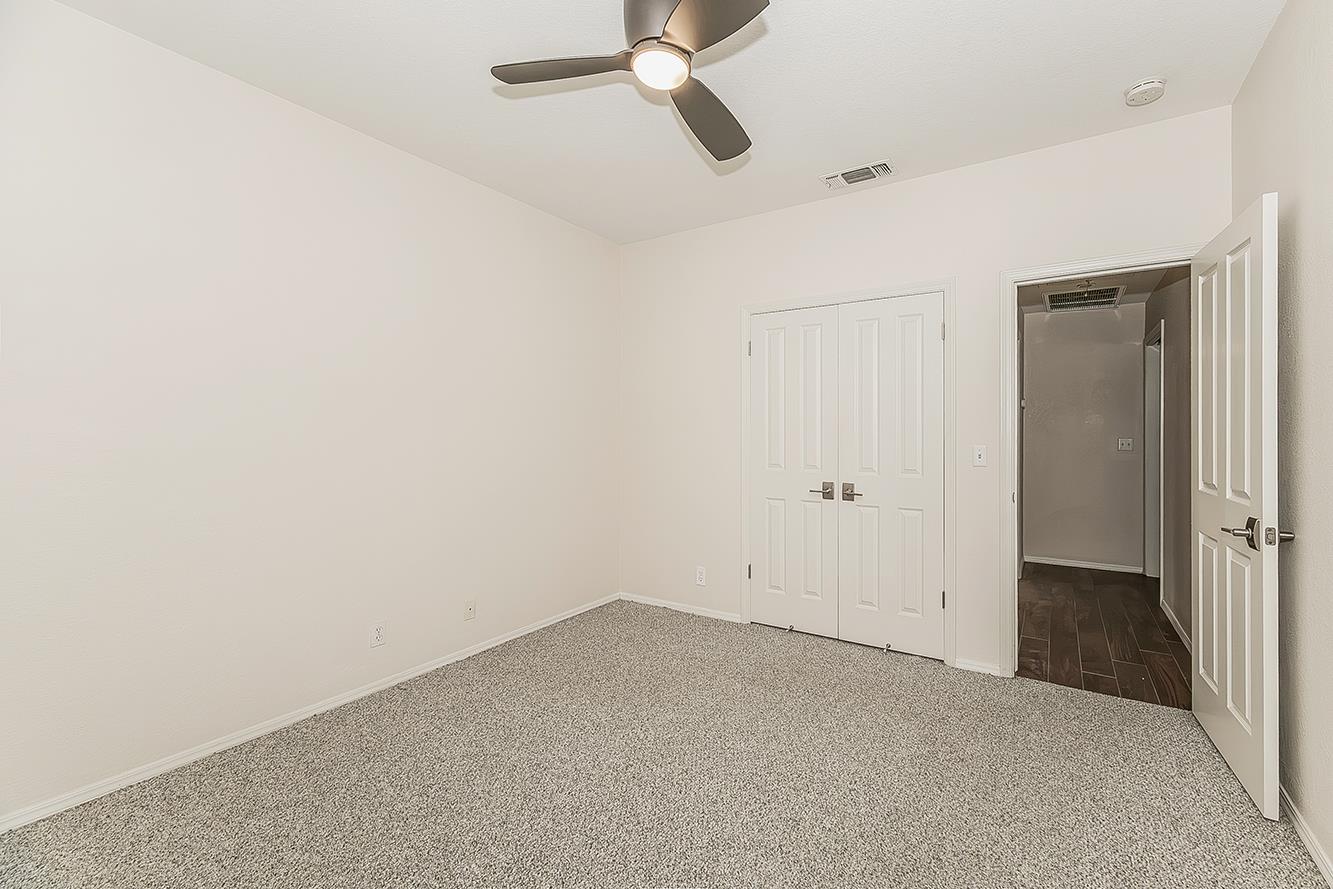 505 E Mariners Cir, Fresno, CA 93730