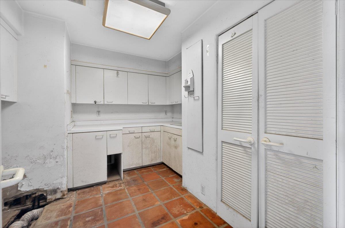 19185 W Jensen Ave, Kerman, CA 93630