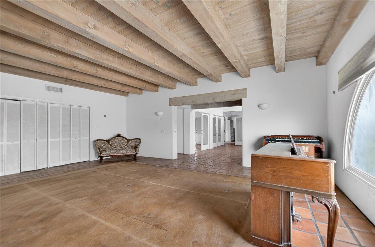 19185 W Jensen Ave, Kerman, CA 93630