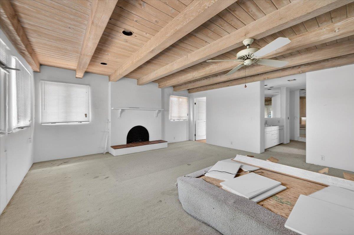 19185 W Jensen Ave, Kerman, CA 93630