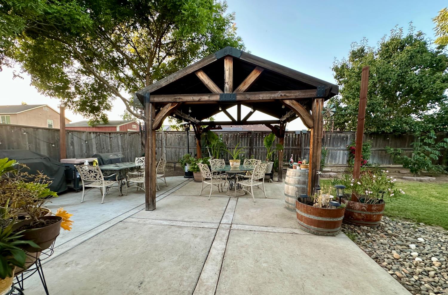 843 Bellis, Dinuba, CA 93618
