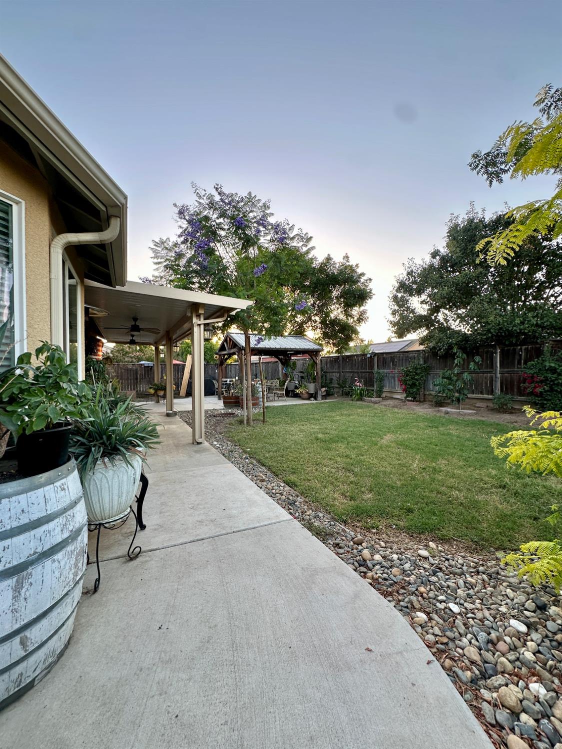 843 Bellis, Dinuba, CA 93618