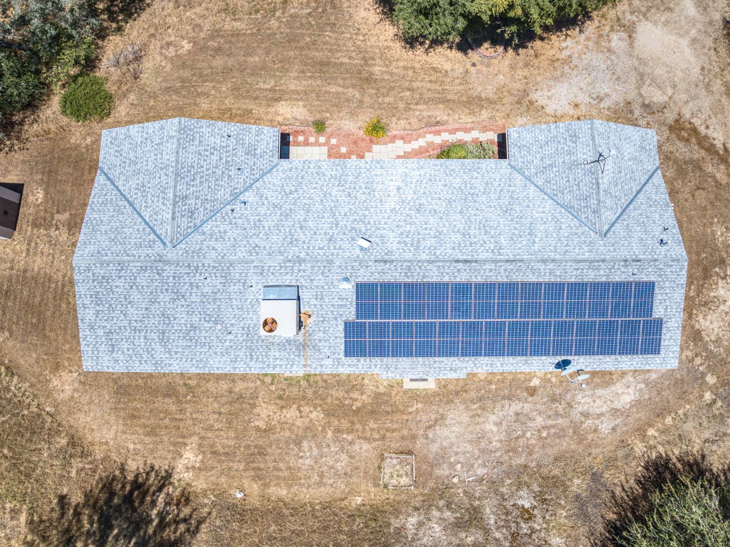 33072 Black Mountain Rd, Tollhouse, CA 93667
