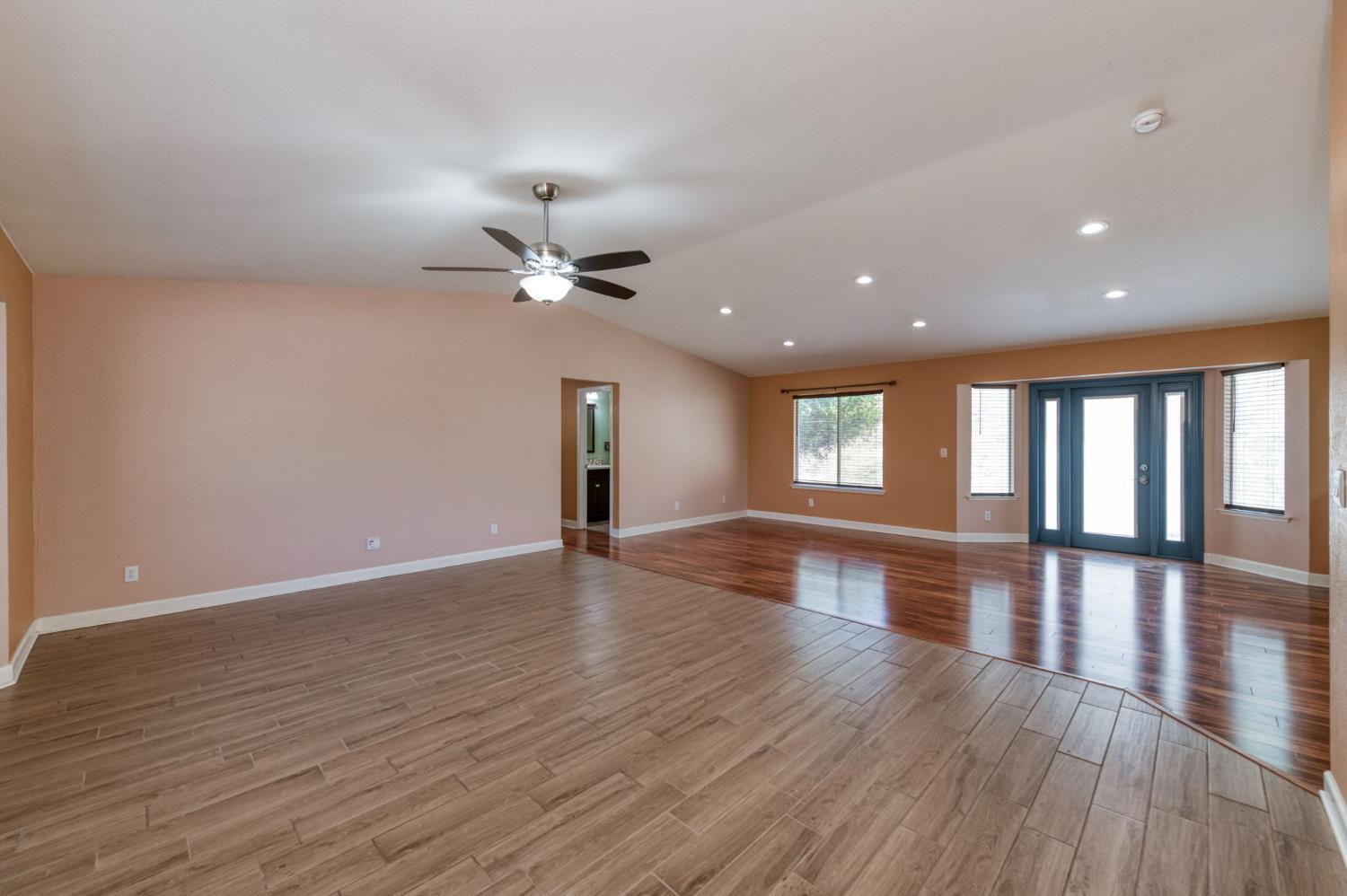 33072 Black Mountain Rd, Tollhouse, CA 93667