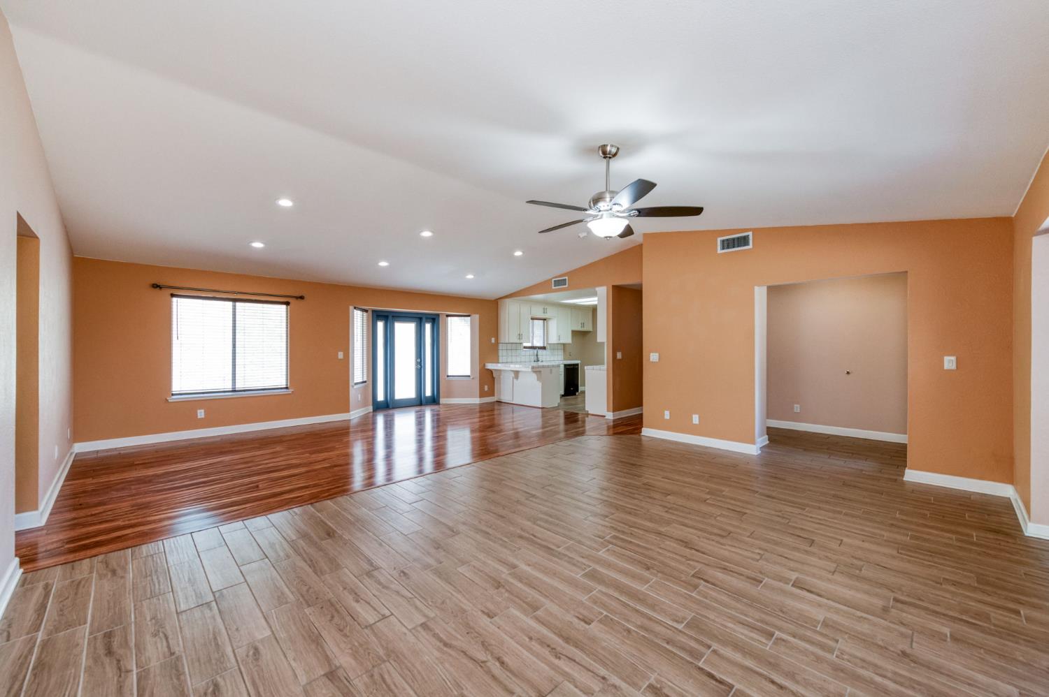 33072 Black Mountain Rd, Tollhouse, CA 93667