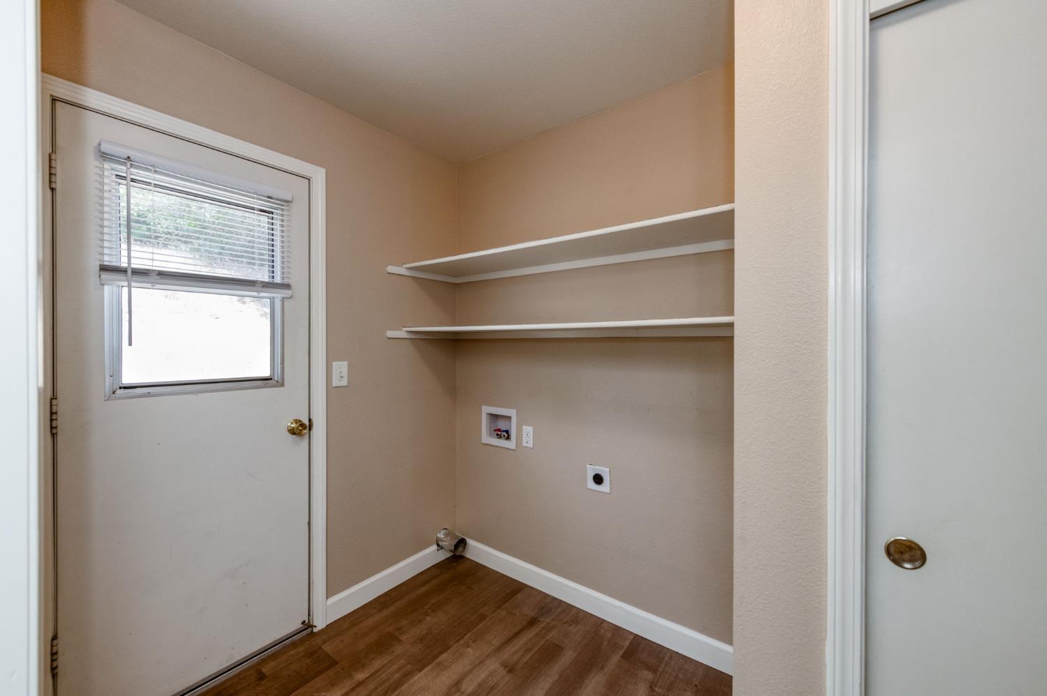 33072 Black Mountain Rd, Tollhouse, CA 93667