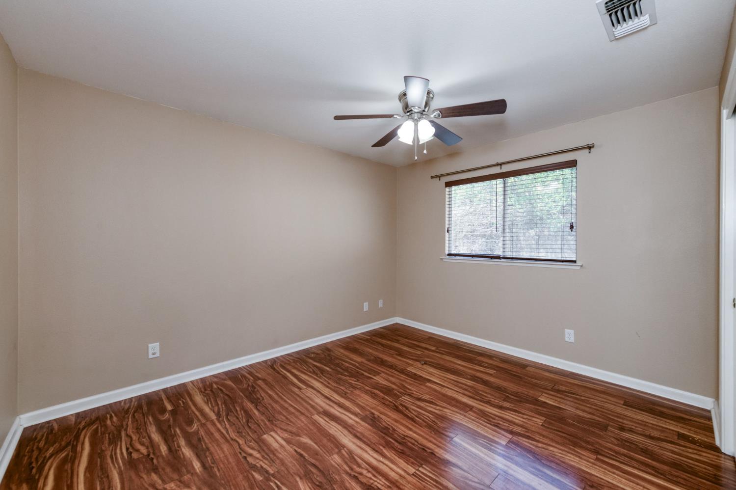 33072 Black Mountain Rd, Tollhouse, CA 93667