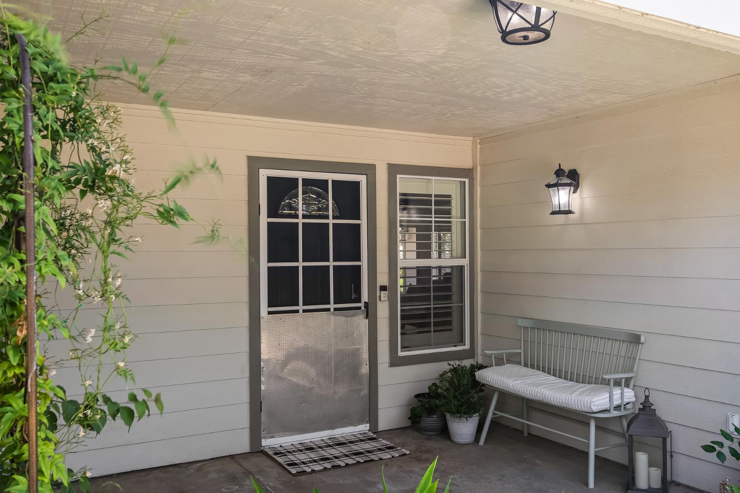 21965 Oak Hill Ln, Clovis, CA 93619