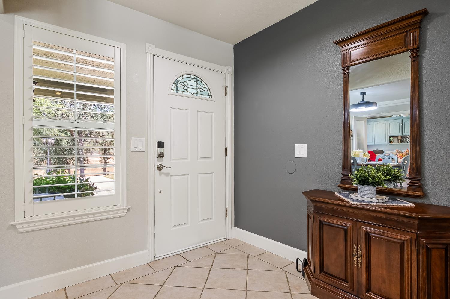 21965 Oak Hill Ln, Clovis, CA 93619