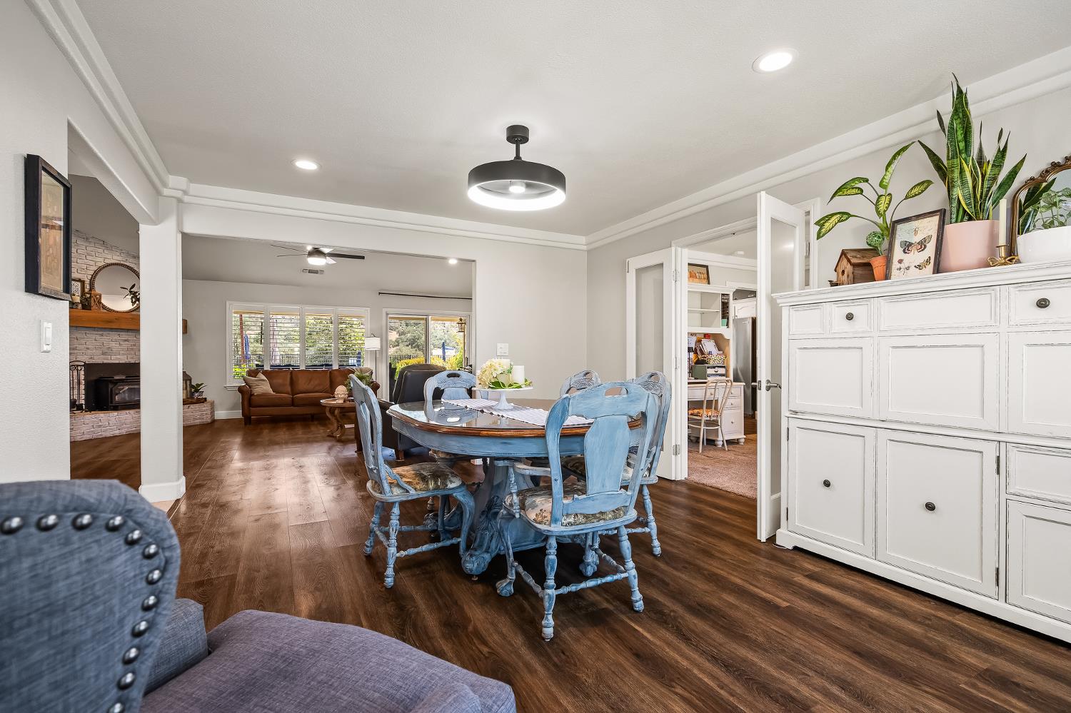 21965 Oak Hill Ln, Clovis, CA 93619