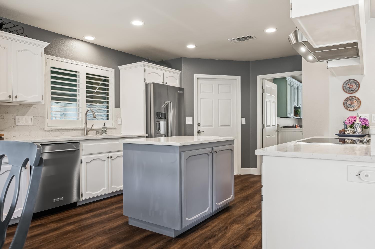 21965 Oak Hill Ln, Clovis, CA 93619