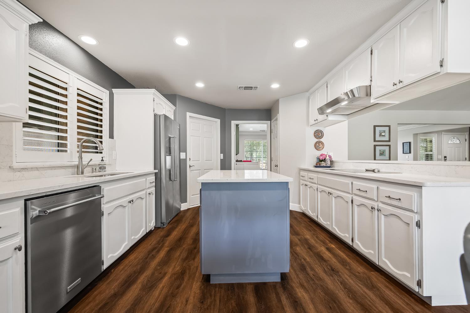 21965 Oak Hill Ln, Clovis, CA 93619