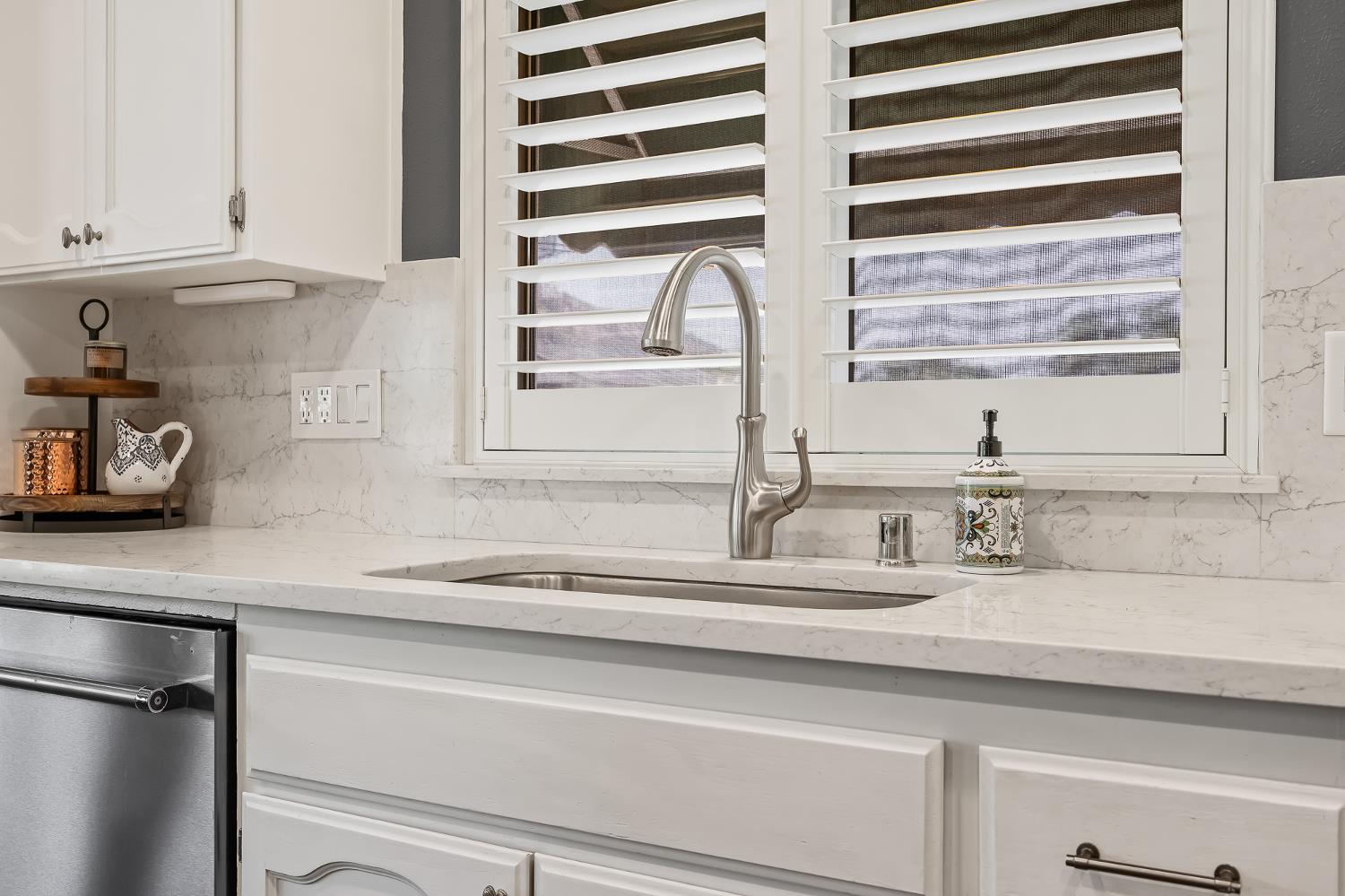21965 Oak Hill Ln, Clovis, CA 93619