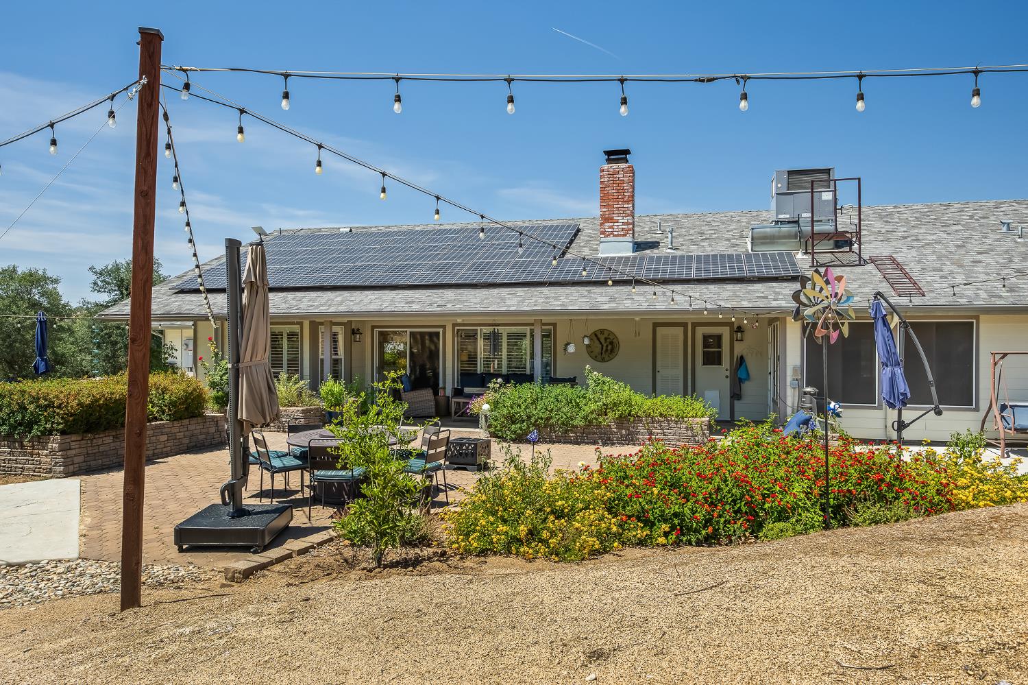 21965 Oak Hill Ln, Clovis, CA 93619