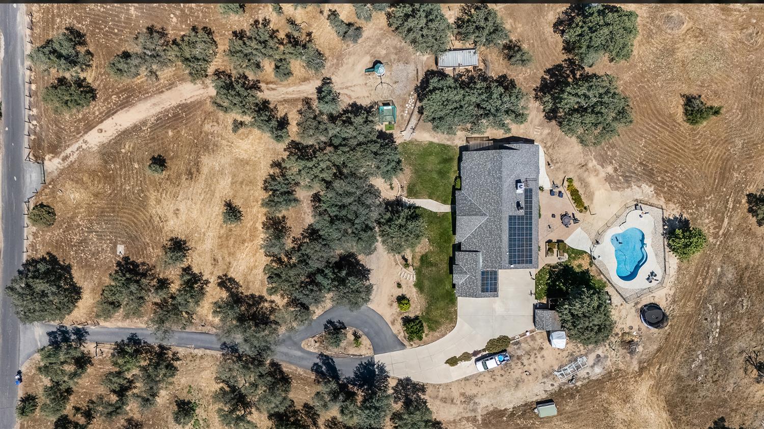 21965 Oak Hill Ln, Clovis, CA 93619