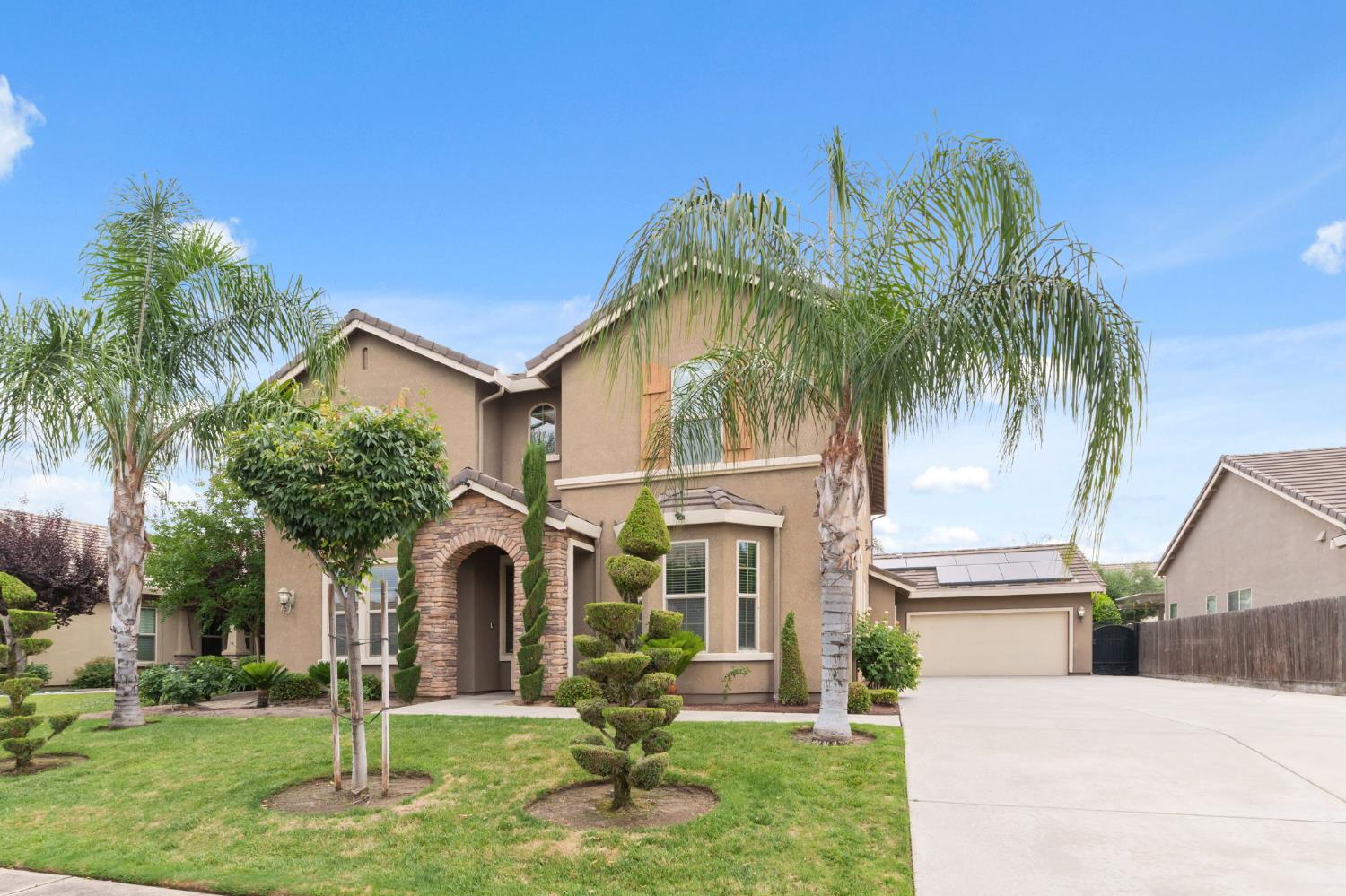 2977 Twinberry Ave, Clovis, CA 93619