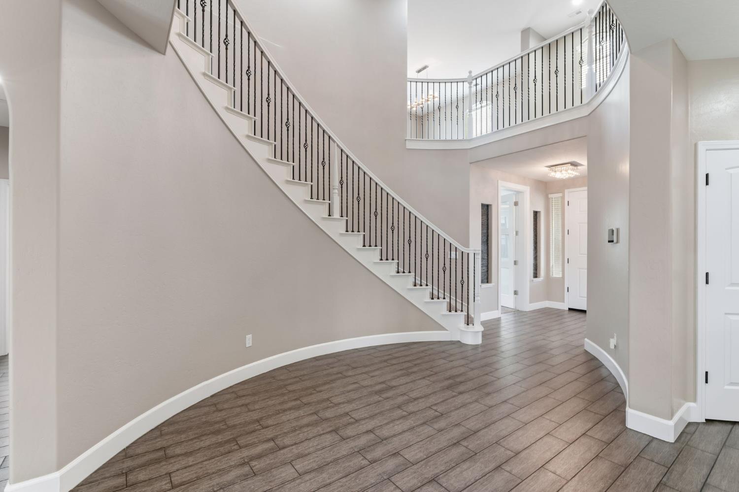 2977 Twinberry Ave, Clovis, CA 93619