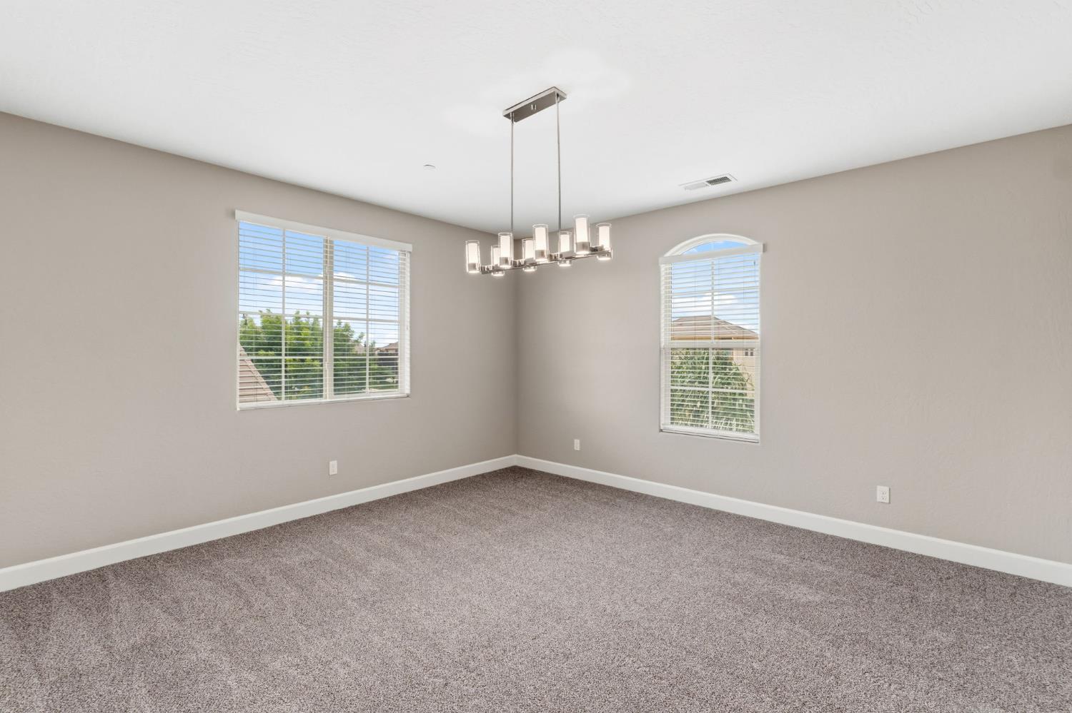 2977 Twinberry Ave, Clovis, CA 93619