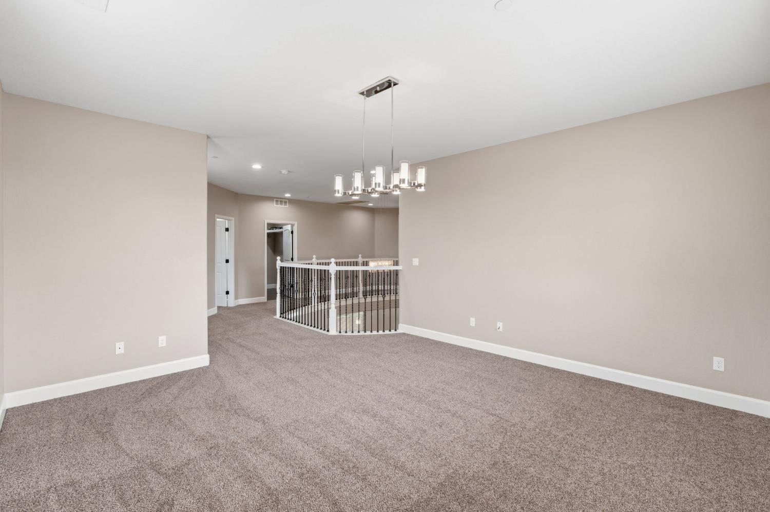 2977 Twinberry Ave, Clovis, CA 93619