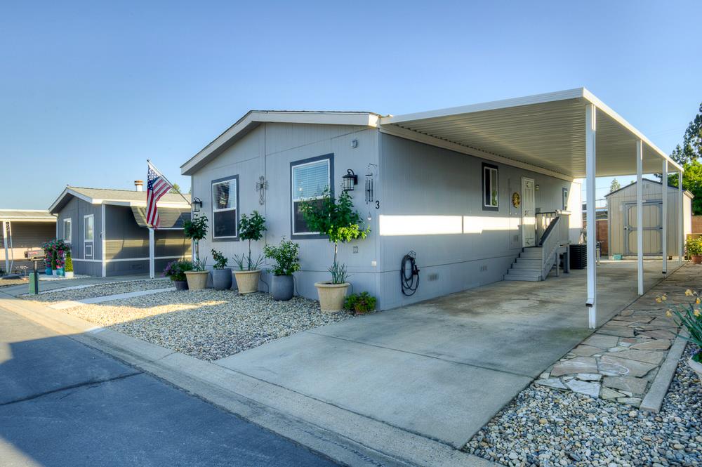 1001 Sylmar Ave #3, Clovis, CA 93619