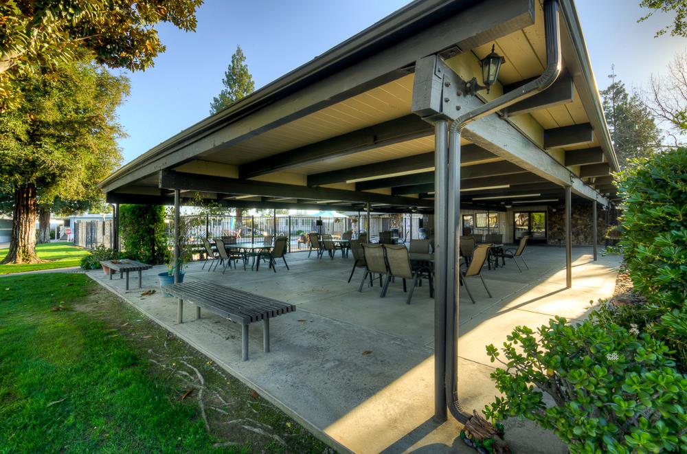 1001 Sylmar Ave #3, Clovis, CA 93619