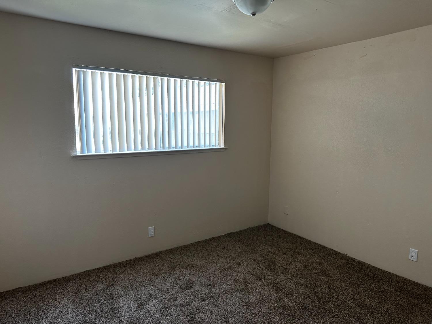 1905 E Pontiac Way, Fresno, CA 93726
