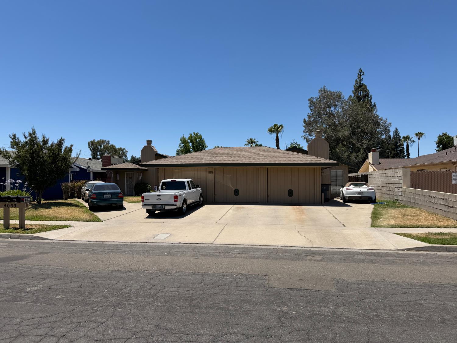 4053 N Feland Ave, Fresno, CA 93722