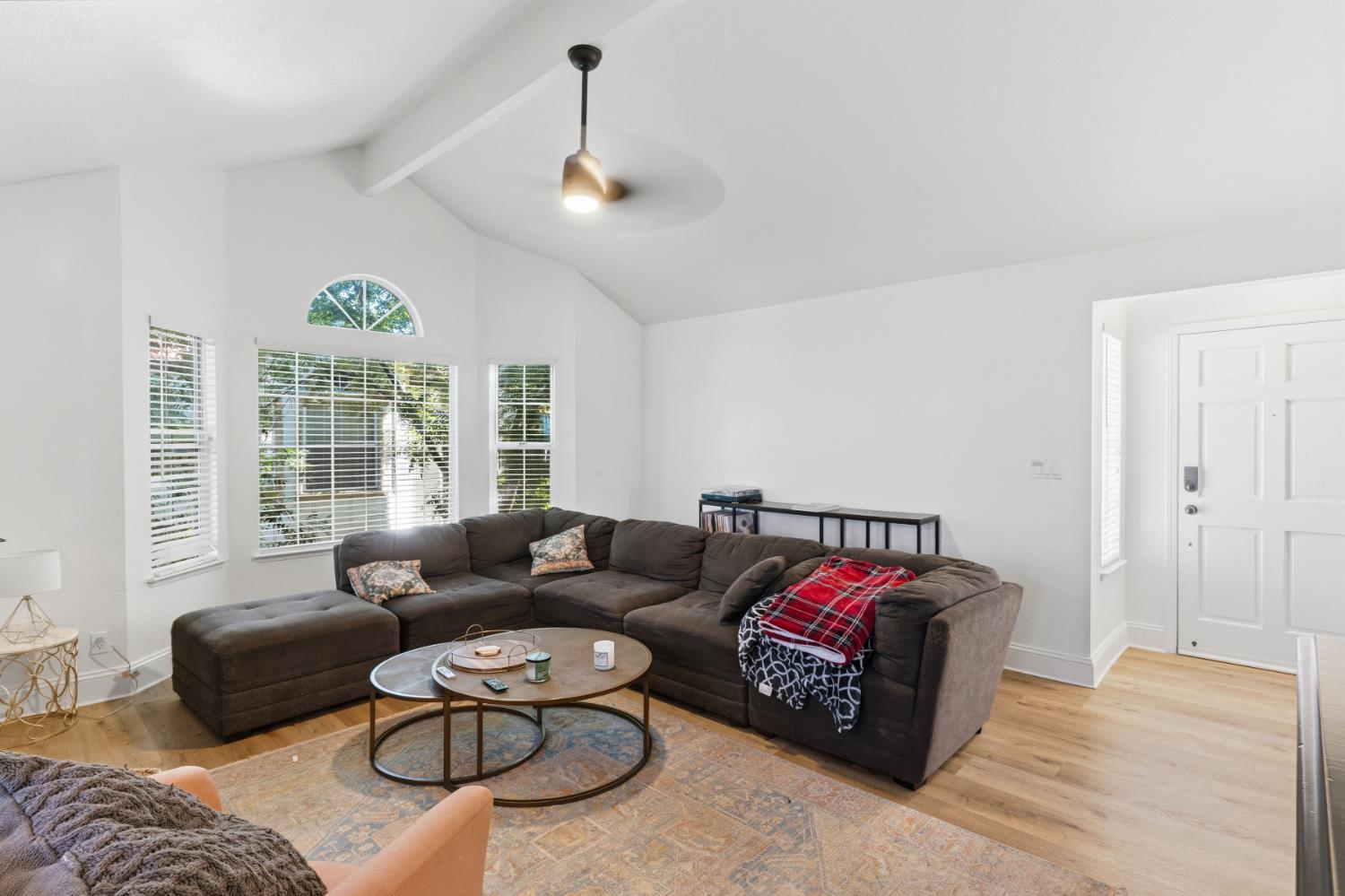 8147 N Cedar Ave #203, Fresno, CA 93720