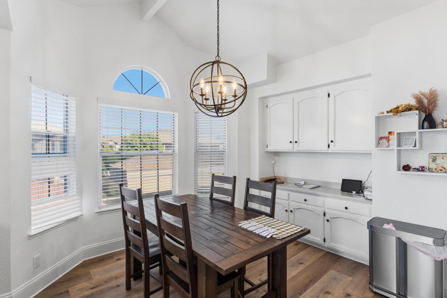 8147 N Cedar Ave #203, Fresno, CA 93720