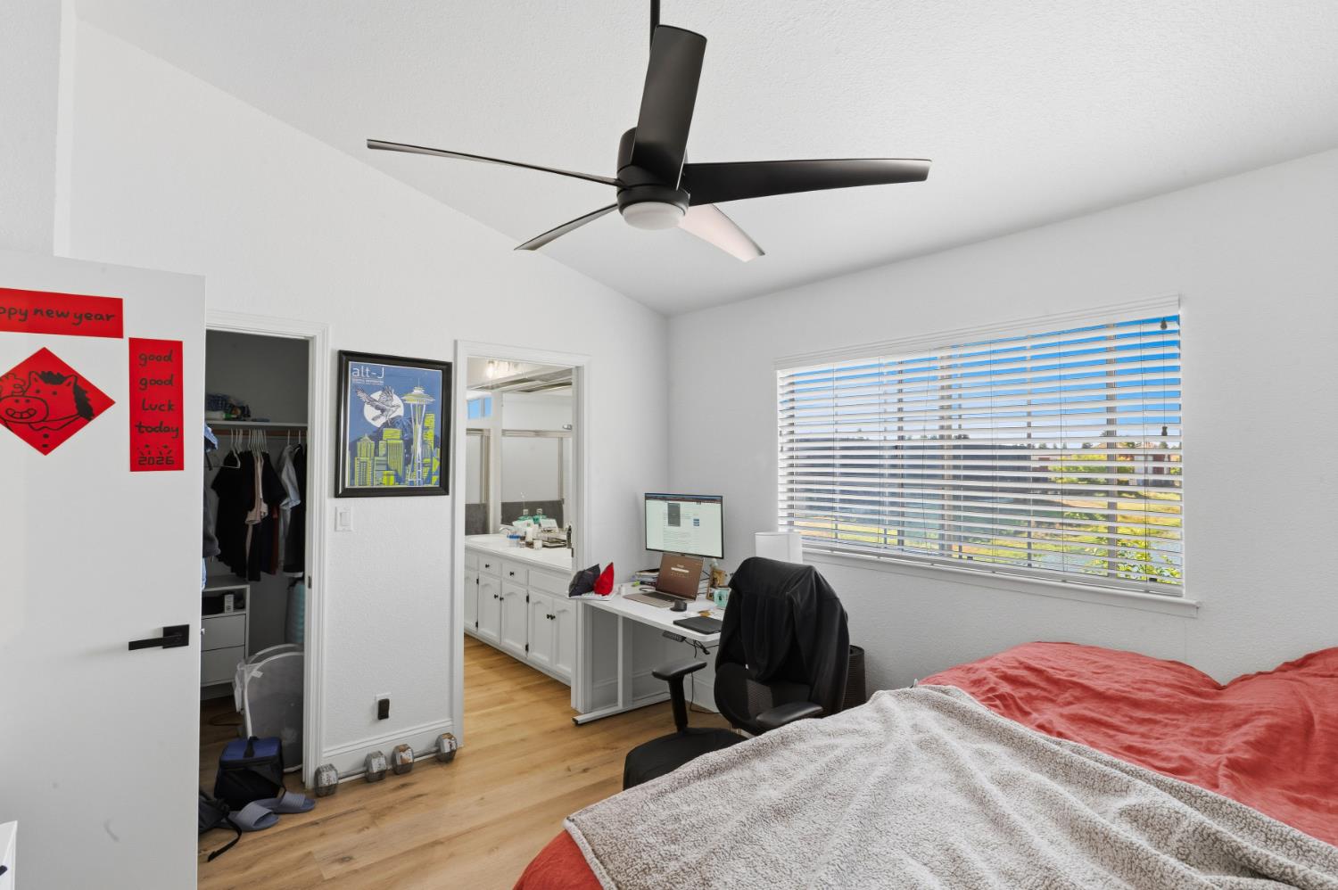 8147 N Cedar Ave #203, Fresno, CA 93720