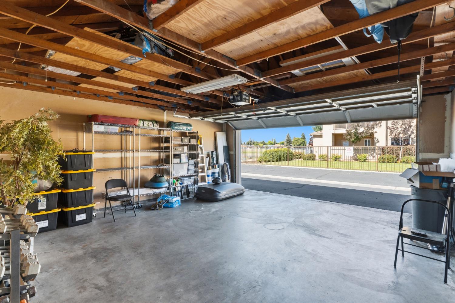 8147 N Cedar Ave #203, Fresno, CA 93720