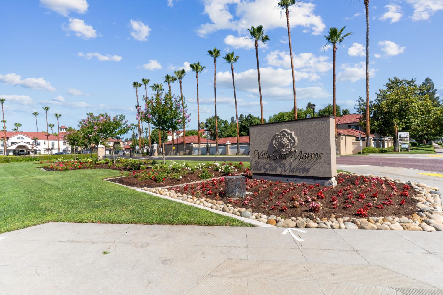 8147 N Cedar Ave #203, Fresno, CA 93720