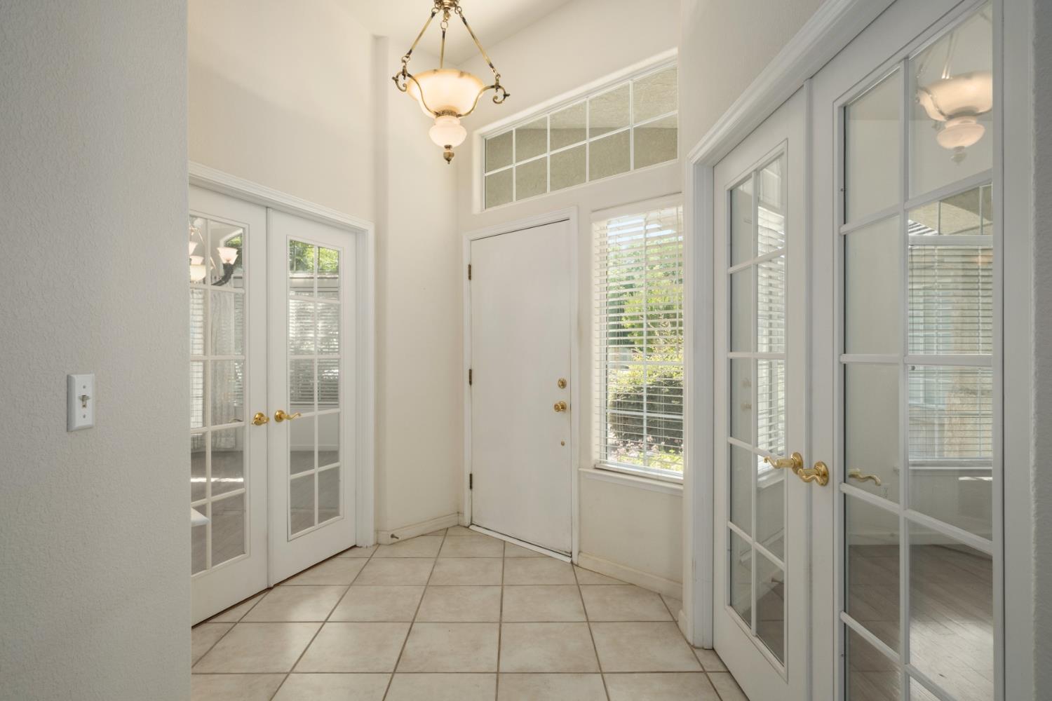 6457 N Selland Ave, Fresno, CA 93711