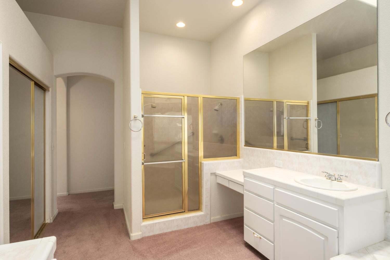 6457 N Selland Ave, Fresno, CA 93711
