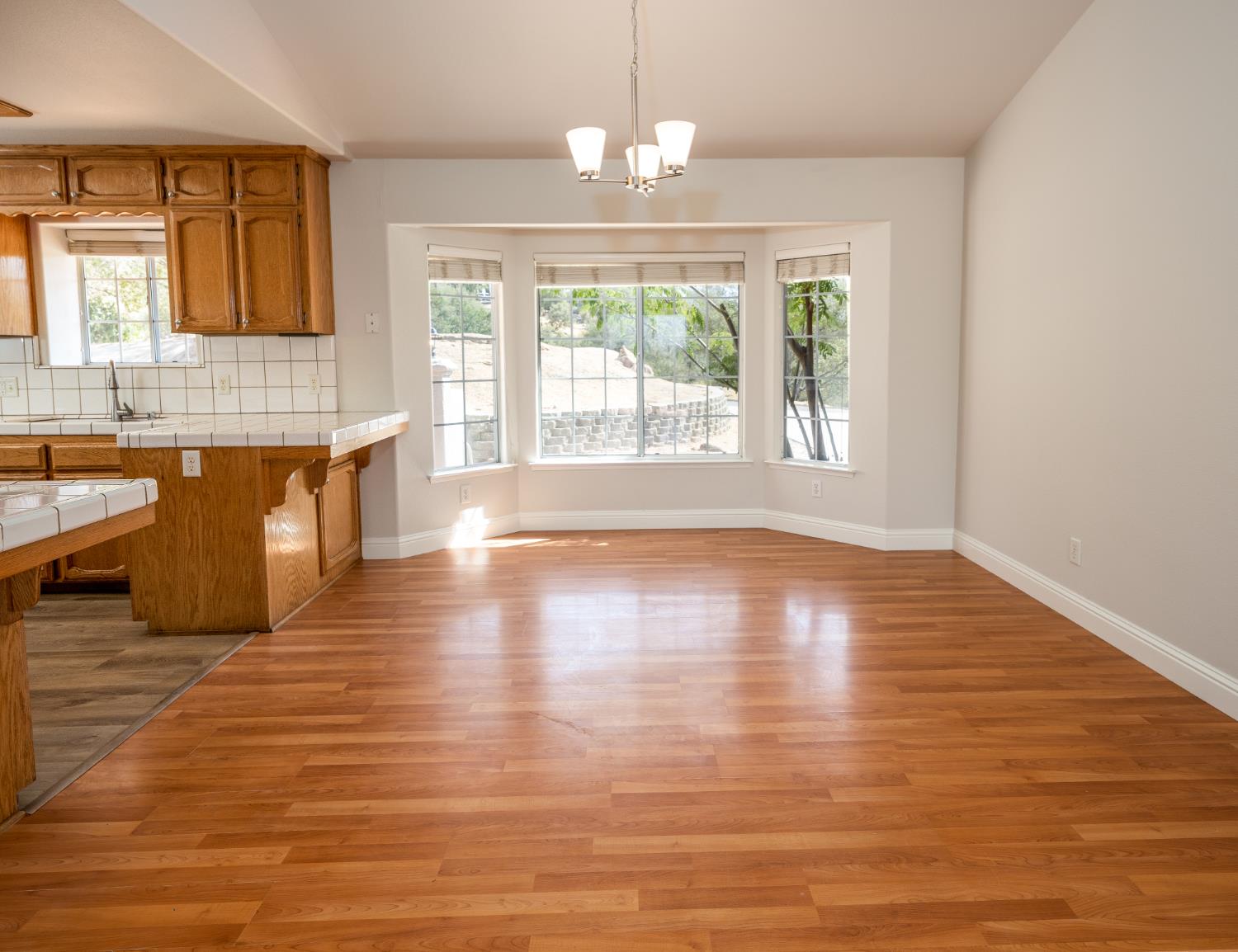 28684 Copper Creek Dr, Coarsegold, CA 93614