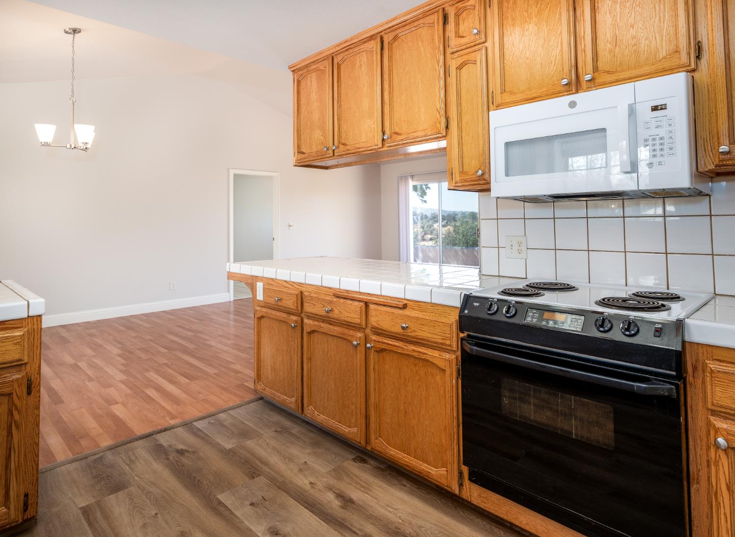 28684 Copper Creek Dr, Coarsegold, CA 93614