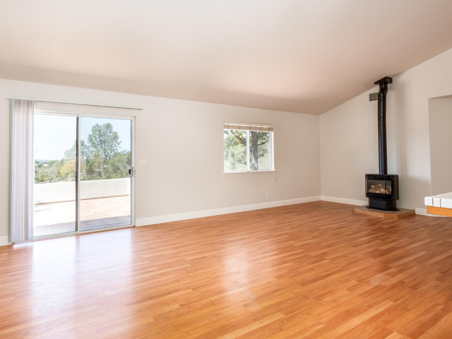 28684 Copper Creek Dr, Coarsegold, CA 93614