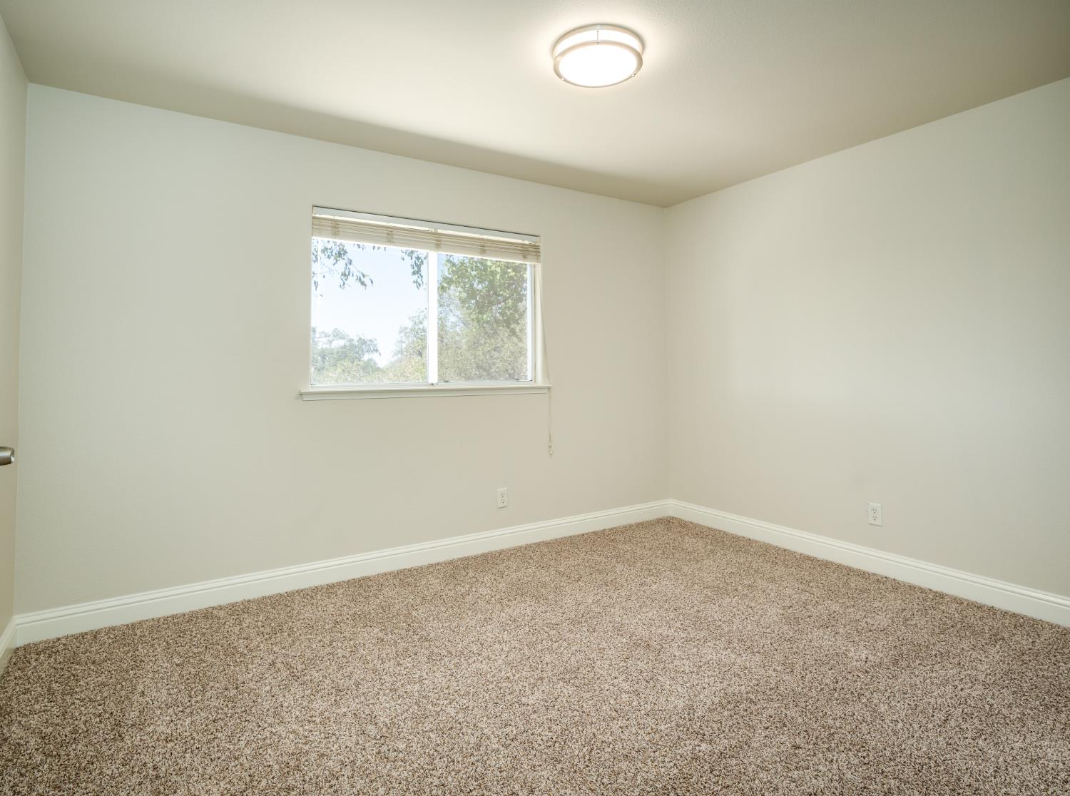 28684 Copper Creek Dr, Coarsegold, CA 93614