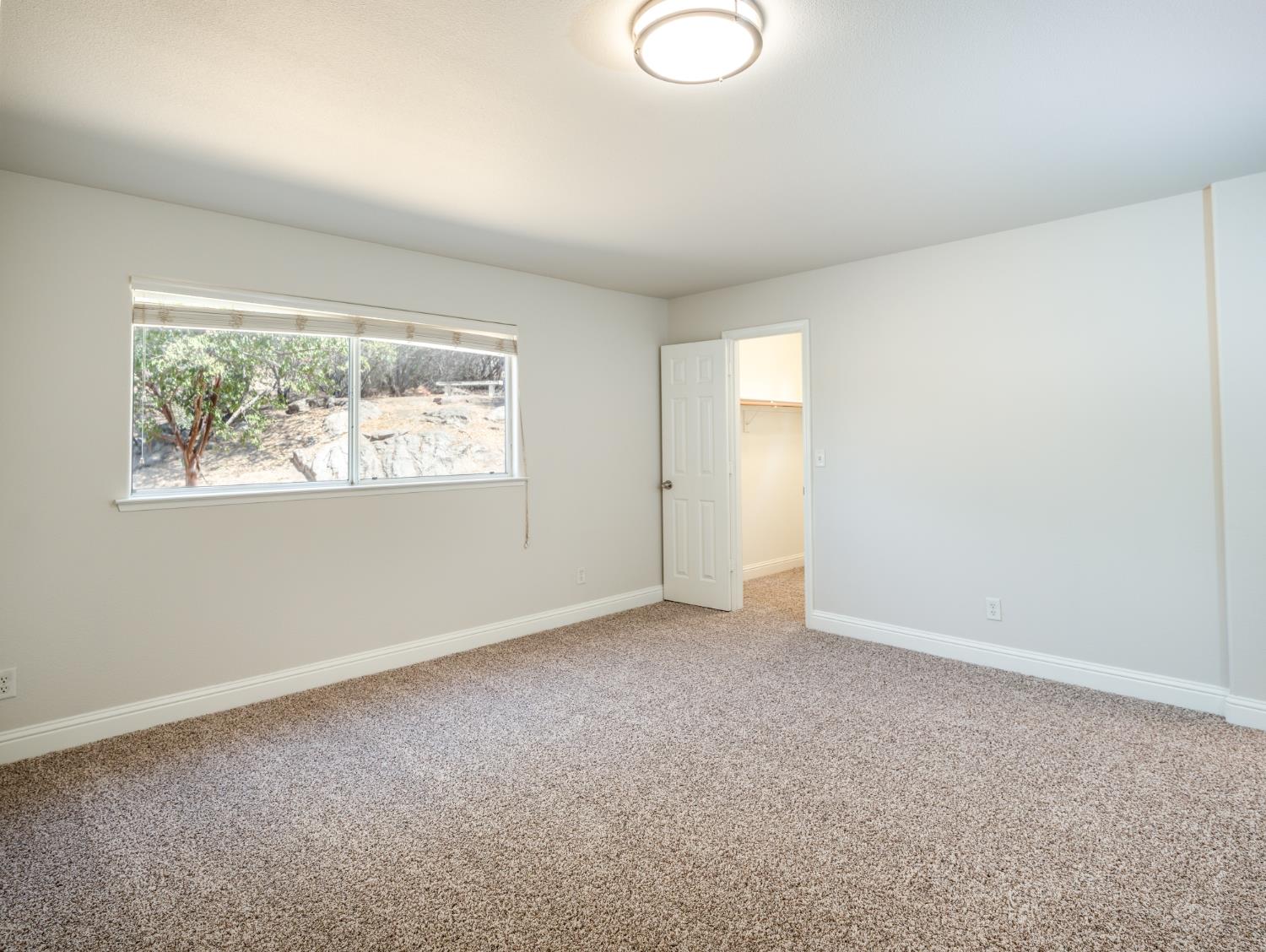 28684 Copper Creek Dr, Coarsegold, CA 93614