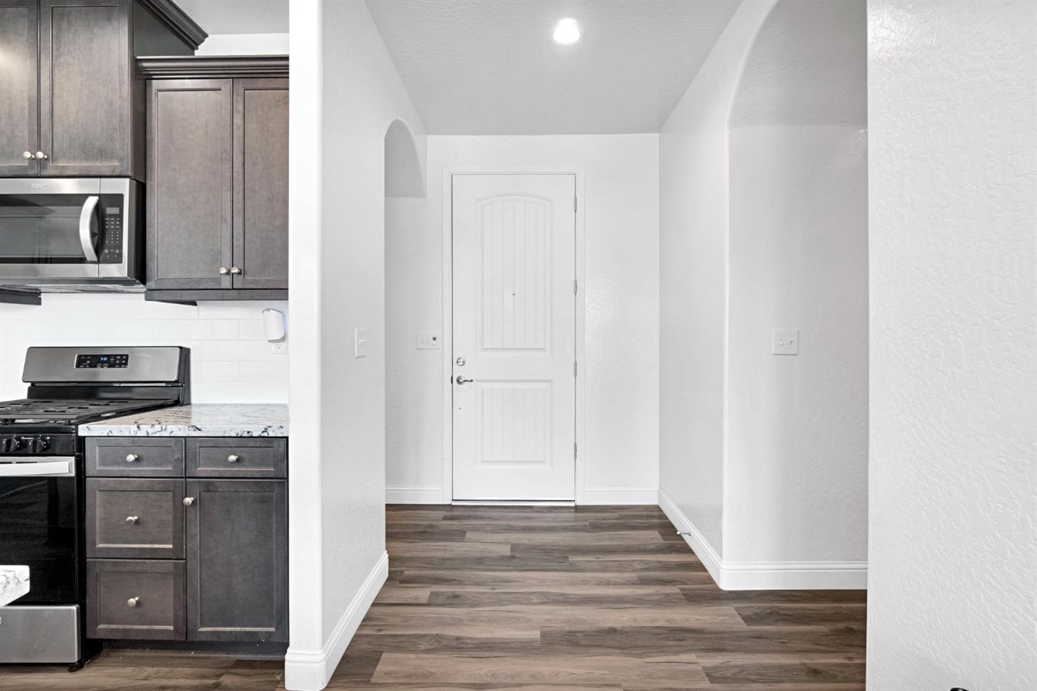 1148 Summit Ct, Madera, CA 93638