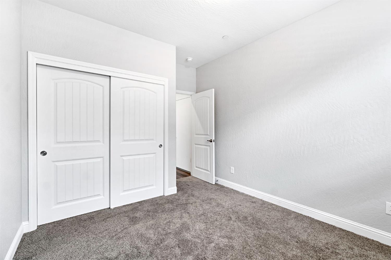 1148 Summit Ct, Madera, CA 93638