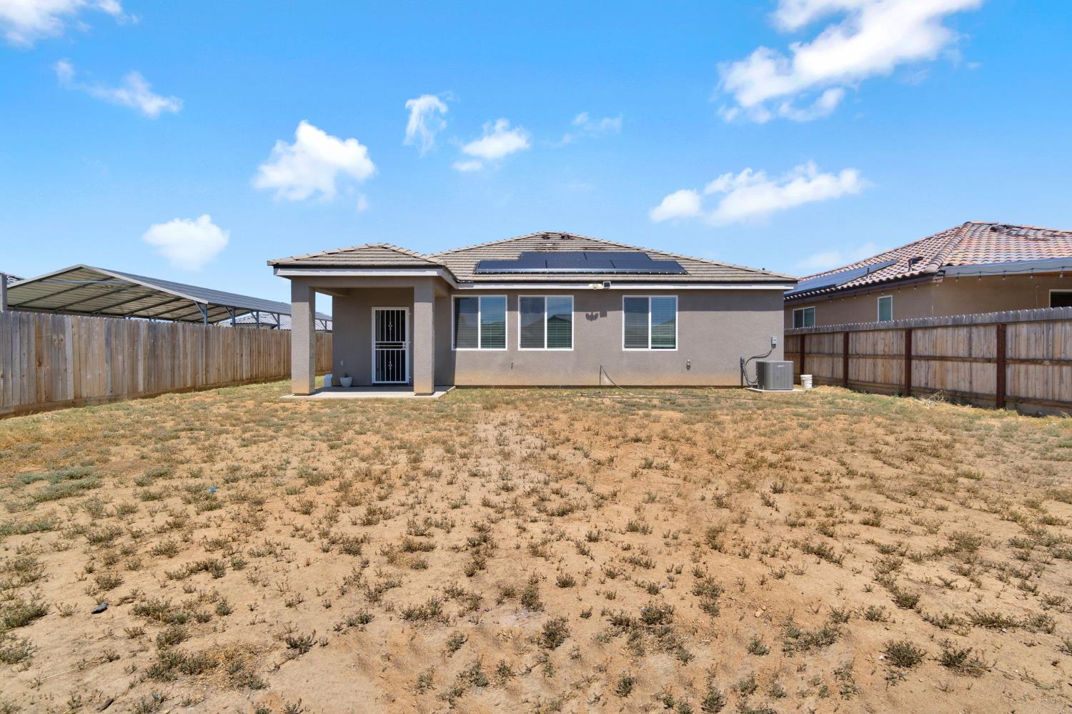 1148 Summit Ct, Madera, CA 93638
