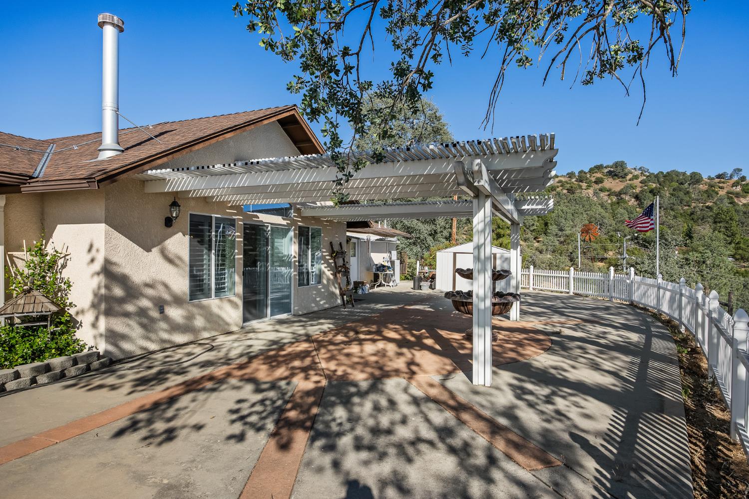 31363 N Dome Dr, Coarsegold, CA 93614