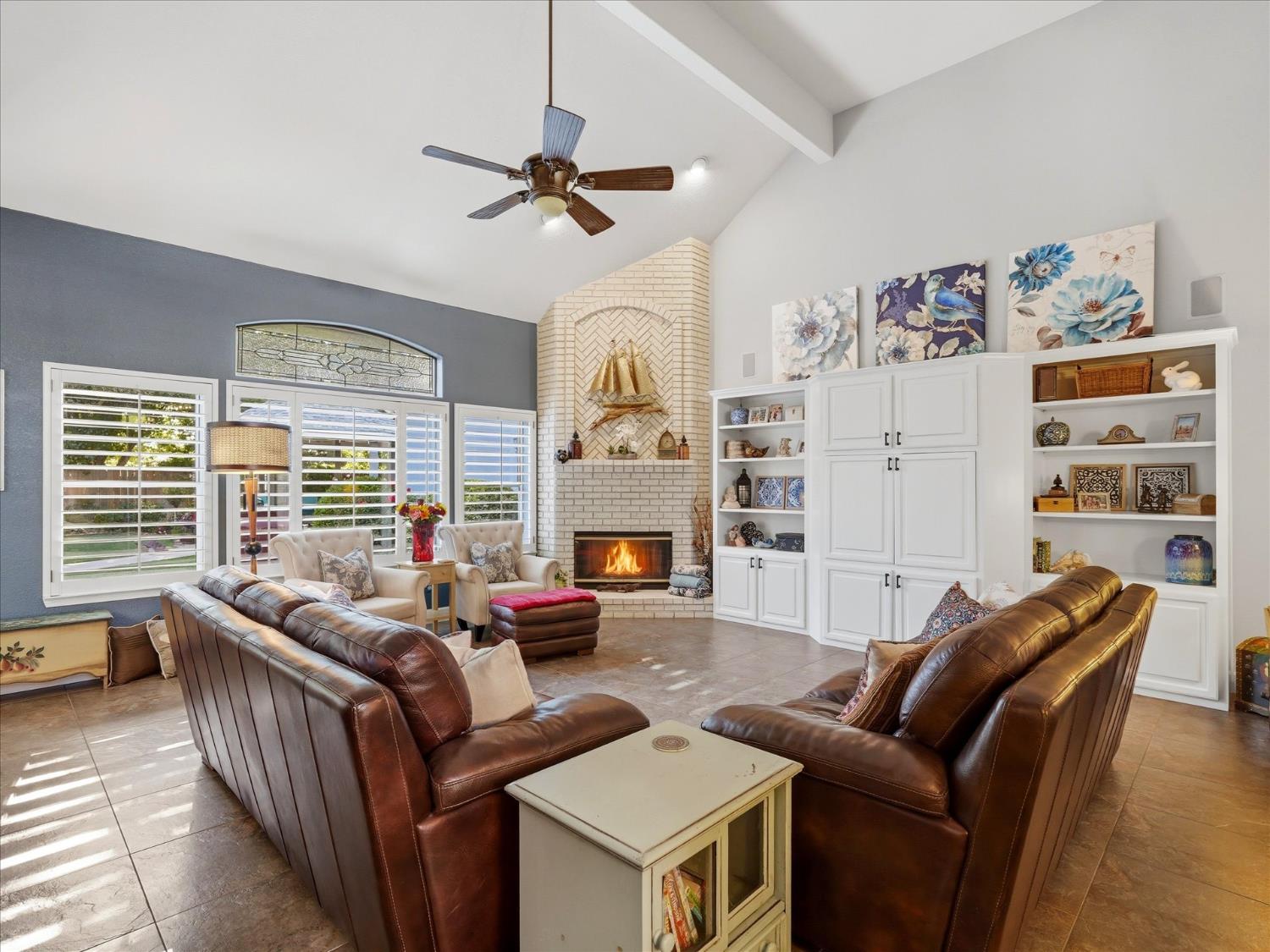 6551 N Selland Ave, Fresno, CA 93711