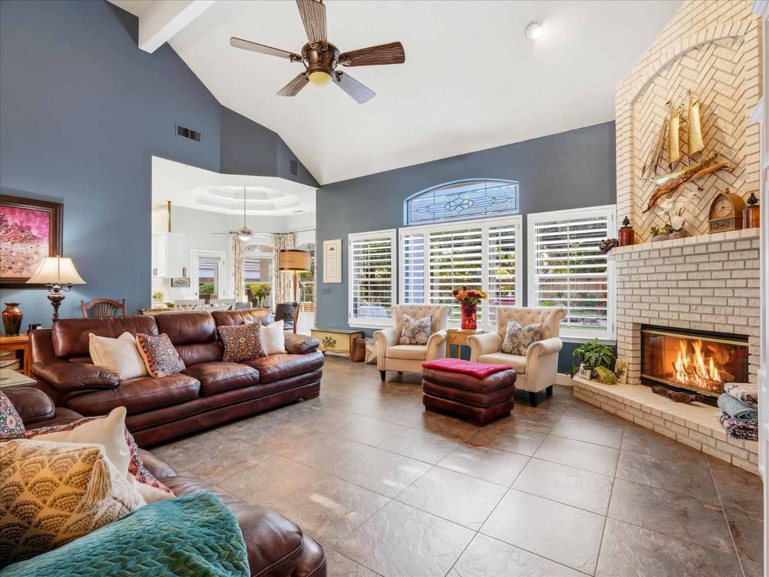 6551 N Selland Ave, Fresno, CA 93711