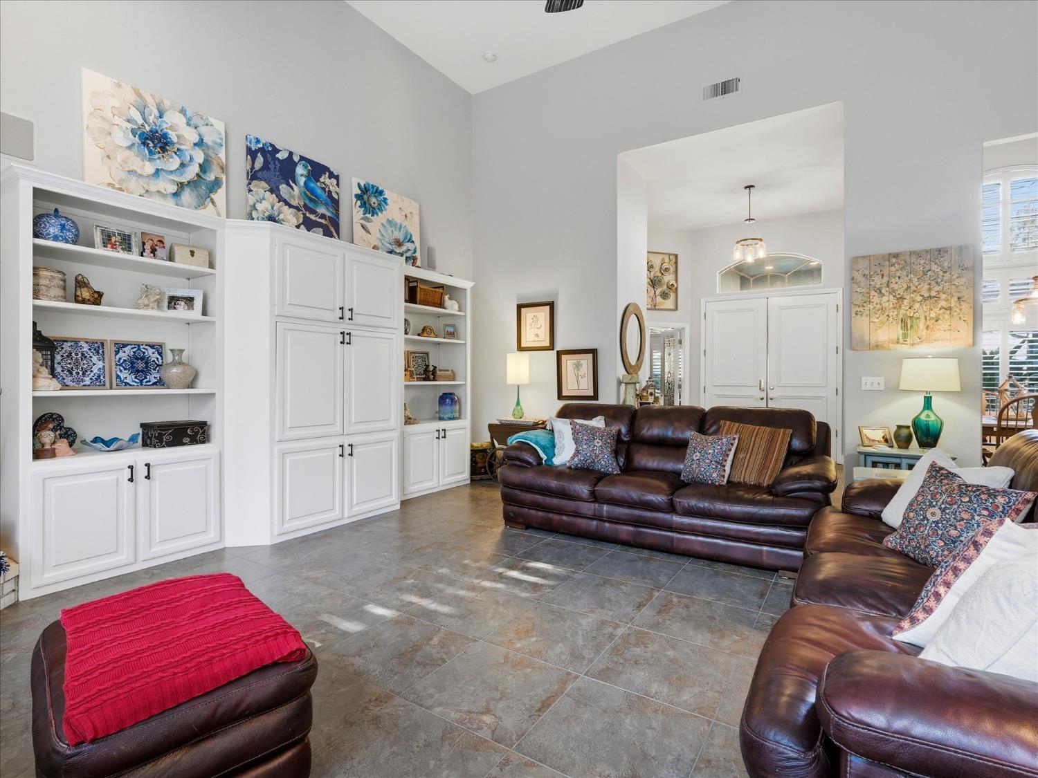 6551 N Selland Ave, Fresno, CA 93711