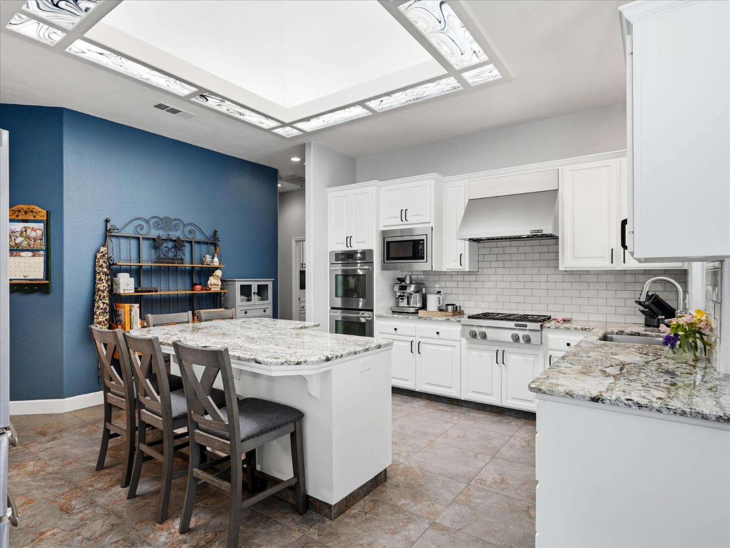 6551 N Selland Ave, Fresno, CA 93711