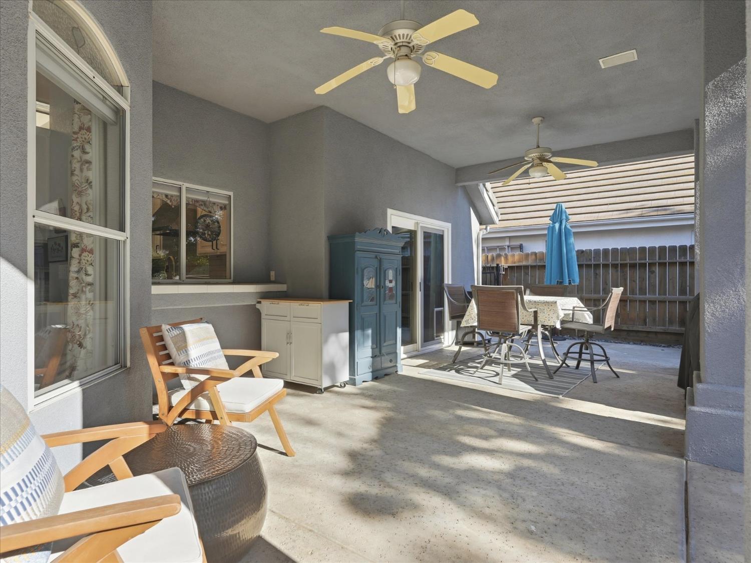 6551 N Selland Ave, Fresno, CA 93711