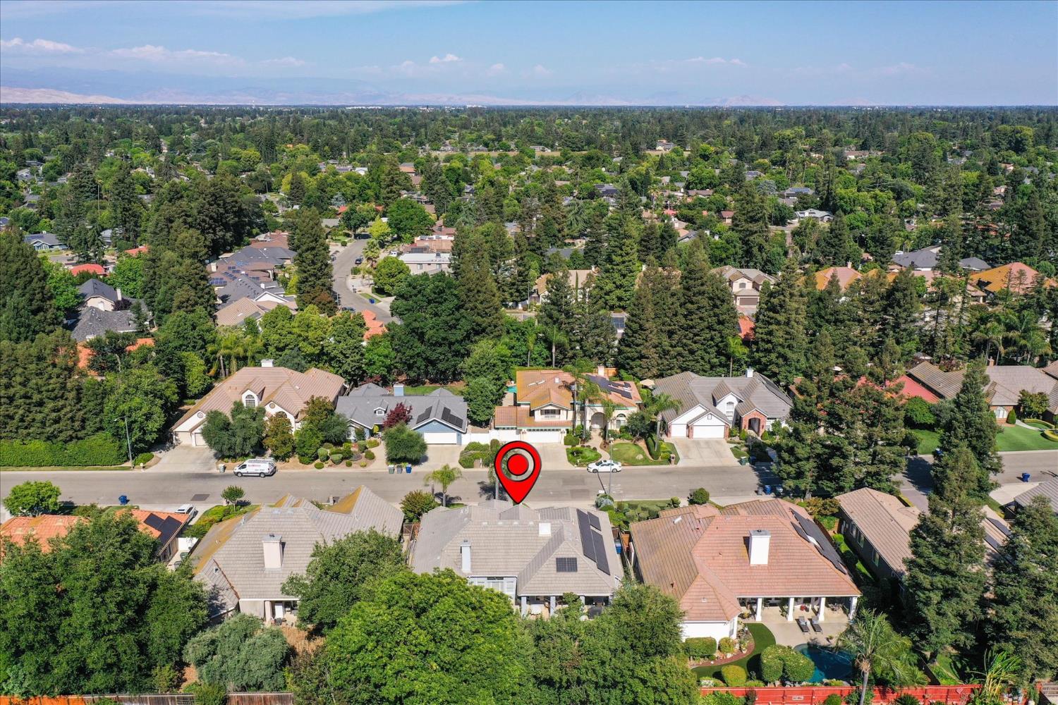 6551 N Selland Ave, Fresno, CA 93711
